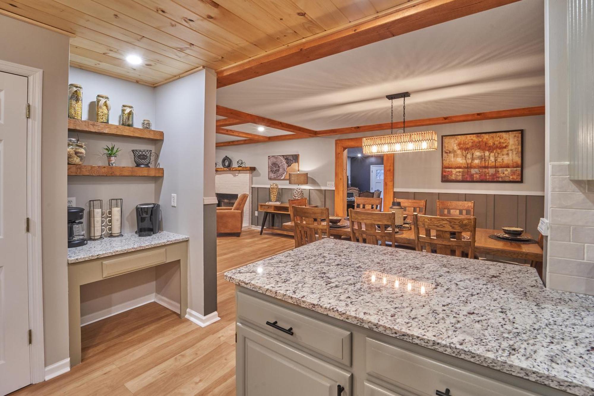 Entertainment Galore! Luxurious Property, Spectacular & Peaceful Setting, Great Location, Close To Major Attractions!! Pigeon Forge Ngoại thất bức ảnh